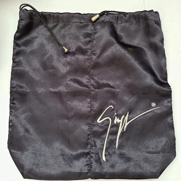 Giuseppe Zanotti Black Sandal - Picture 3 of 14